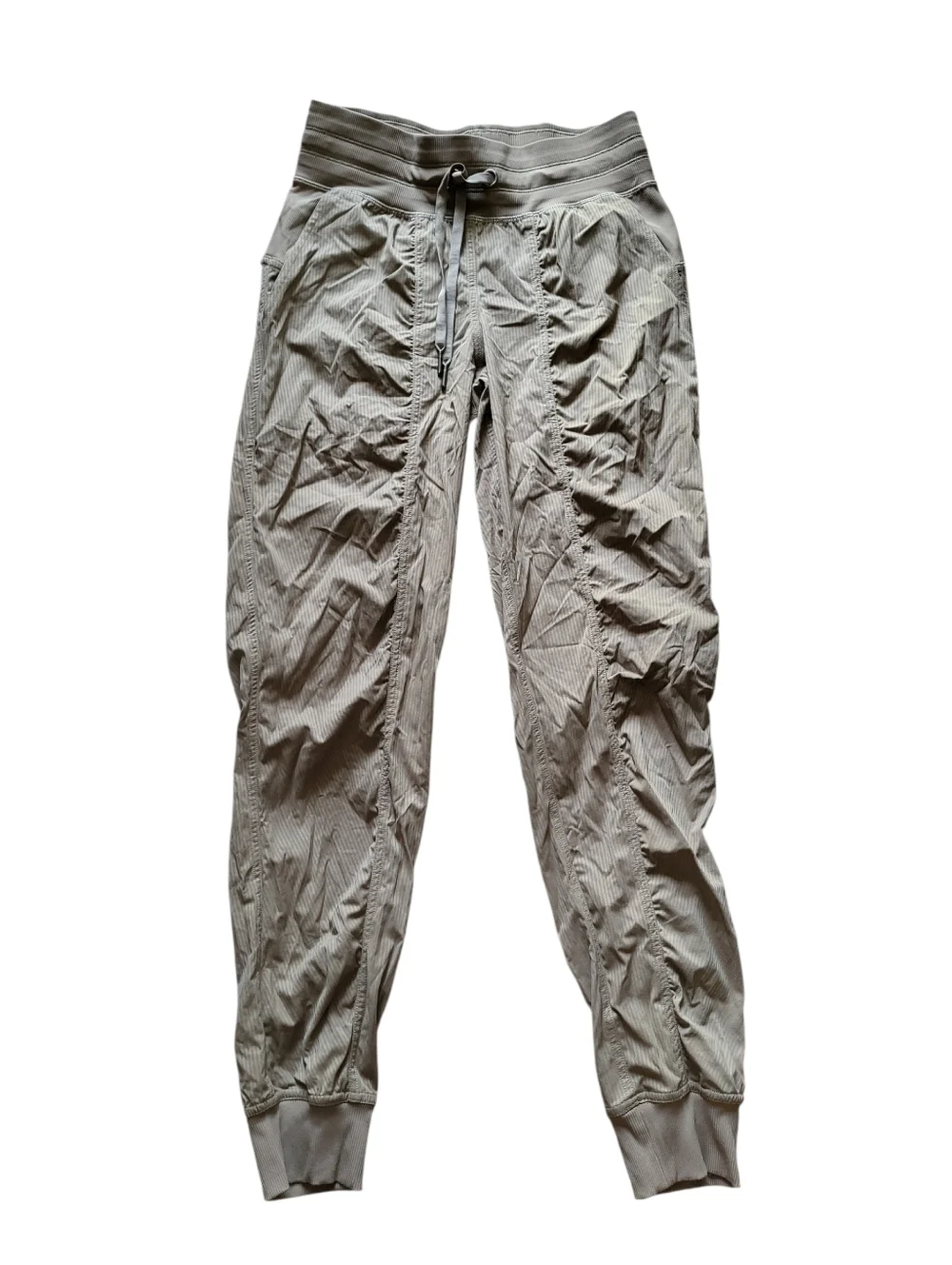 lululemon athletica pre owned